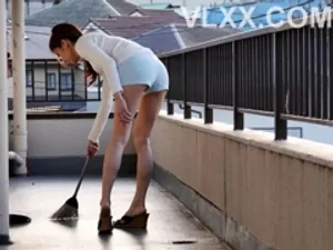 Chồng yêu đang điều trị ysl, Người vợ tìm đến em Ông xã để được thỏa mãn